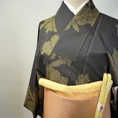 憲法黒×黄色(かりろく色)の百合の絣織　大島紬　【A】