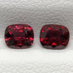天然　非加熱　スピネル　ルース　ペア for ピアス　合計1.0ct　クッションカット　レッド・オレンジ・ピンク系　濃厚カラー　クリーン　良い輝き　男女兼用　国内鑑別書付き