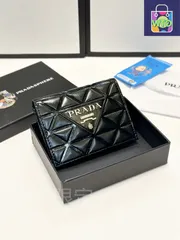 【今日特価】PRADA プラダ ブラック ショート ウォレット兼用カードケース 送料無料 在庫限定セール価格！