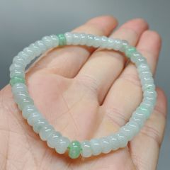 【新入荷】本翡翠保証‼️天然翡翠ブレスレット　算盤珠　約5.7mm