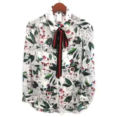 美品Sov. ソブシフォンボウタイブラウスピンクリボン橋本マナミ着用