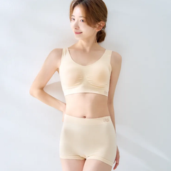 ① VIAGE ナイトブラ & ショーツ - ヌーディーベージュ ② VIAGE ナイトブラ & ショーツ - スイートワインピンク