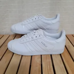 adidas(アディダス) ガゼル スニーカー 230