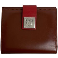 【在庫一掃】 サルヴァトーレフェラガモ Salvatore Ferragamo ガンチーニ 二つ折り財布 バイカラー 二つ折り財布 レザー ブラウン レッド 0111 レディース 【中古】