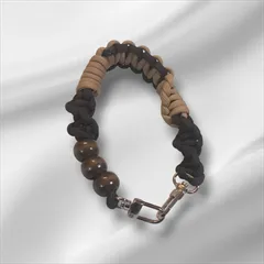 パラコード ハンドストラップ ブラック×ベージュ #マクラメベル