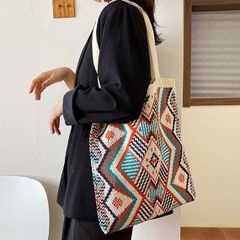 ニット トートバッグ カジュアル ボヘミアンスタイル BOHOスタイル 2色　新品