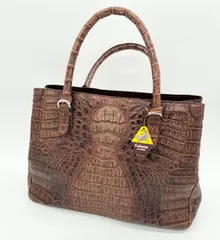 【本革クロコダイル】ラグジュアリーな高級ハンドバッグ