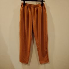 ピンク　パンツ