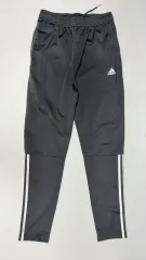 9583 回 adidas(アディダス) 秋 子供用 トレーニングウェア パンツ 160 サイズ