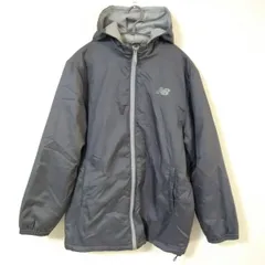 ニューバランス　newBalance　ナイロンジャケット　フーディー　メンズL　グレー色　ロゴ入り