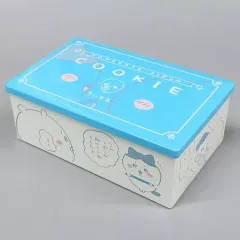 【中古】小物入れ・マルチケース・缶ケース ちいかわ＆ハチワレ ほめられリボンクッキー缶ケース 「ちいかわ なんか小さくてかわいいやつ」