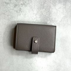 YSL SAINT LAURENT サンローラン / サックドジュールコンパクトウォレット 三つ折り財布 グレインレザー グレー カサンドラ 506969