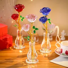 ゴージャス 豪華 クリスタル ガラス花瓶 中古品 ゴージャス 豪華 クリスタル ガラス花瓶 中古品