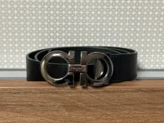 極美品】フェラガモ リバーシブルベルト スクエアシルバー 極美品】フェラガモ リバーシブルベルト スクエアシルバー