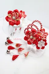 #91 紅白 七五三髪飾り 3歳におすすめ♡ パッチン留めタイプ つまみ細工