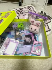 Amazon.co.jp: IU 13th UAENA ユエナ バッチセット アイユー