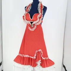 【ベリーダンス用衣装】レッド×ホワイト ワンピース ドレス フリル 赤 白 ドット柄 ラメ シルバー レース 一体型 可愛い 花 かわいい 綺麗 きれいめ レディース スカート トップス 上下セット セットアップ コサージュ 小物 ふんわり エレガント