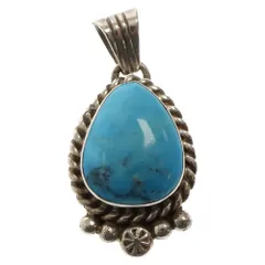INDIAN JEWELRY (インディアンジュエリー) ナバホ族 コロラド クリップルクリークターコイズ付き ペンダントトップ シルバー