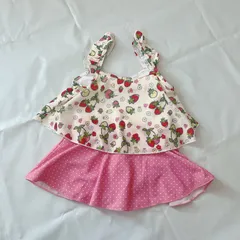 新品未使用 水着 90㎝ 女の子 ドット柄 イチゴ柄　総柄　ワンピース　スイムウエァ　かわいい　ベビー　ピンク　フリル