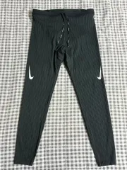 ナイキ　エアロスイフト　ロングタイツ　S NIKE公式】ナイキ エアロスイフト メンズ Dri-FIT ADV
