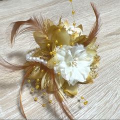 012 ハンドメイド コサージュ パール ビーズ　卒業式　卒園式　入学式　入園式　オーガンジー  結婚式　セレモニー　フォーマル　発表会　七五三　造花　ブローチ　リボン　祝典　ゴールド