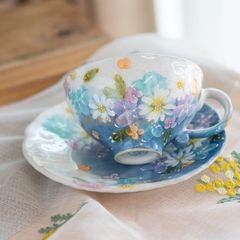 新品ゆずりは工房＊青彩花化粧　コーヒー碗皿＊碗皿カップ ソーサ― セット 花柄 おしゃれ かわいい カフェ 喫茶店 日本製  陶器 瀬戸焼 和食器 食器 手描き プレゼント 贈り物 ギフト 母の日 敬老の日 誕生日