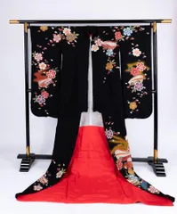 専用アンティーク 引き振袖 黒 吉祥 身丈167.5cm 裄丈64cm金駒刺繍 専用アンティーク 引き振袖 黒 吉祥 身丈167.5cm 裄丈64cm金駒