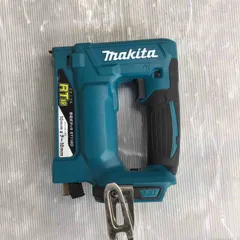 Makita - マキタ 充電式タッカ ST112D 中古品 Makita - マキタ 充電式タッカ ST112D 中古品の通販 by S.K.BASE