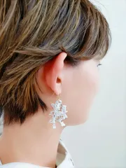 タティングレースのピアス　◇サージカルステンレス使用　◇送料無料