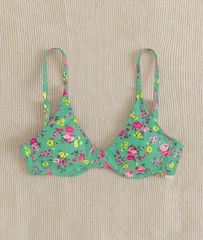 かわいく甘い✨ビキニ花柄　トップス　グリーン