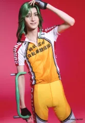 【中古】生写真(男性) 山本涼介(巻島裕介)/背景赤・キャラクターショット/舞台「弱虫ペダル」Over the sweat and tears ブロマイド（個人セット）