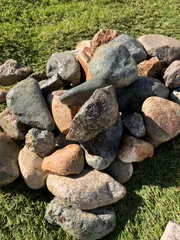 砕石 8cm 20kg 国産 エクステリア 庭園 外構 玄関まわり アプローチ 敷砂利 自然石 ぐり石 防犯 (20kg)のサムネイル