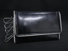 PRADA プラダ レザー 6連 キーケース 鍵入れ レディース メンズ ブラック系 DI5227