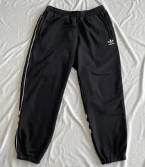 adidas アディダス　ライン入りスウェットパンツ　ブラック　黒 ※メルカリ便配送（匿名配送）