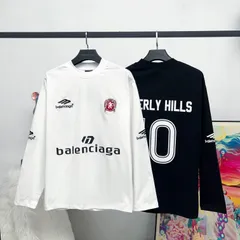 【本日限定特価】BALENCIAGA × マンチェスターユナイテッド コラボ ロングスリーブ Tシャツ 10番刺繍 ホワイト/ブラック XS-L [本日特価|新品未使用品]-MM輸入