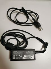 toshiba 純正充電器 PA5177U-1ACA