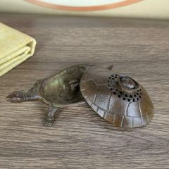 金魚 茶台 置物 香挿 香道具 装飾品 工芸品 美術品 楽天市場】錫（すず）香立て / お香たて 錫製品 蓮 蛙 金魚 兎
