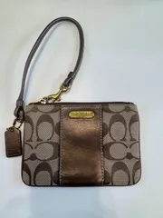 【中古品】 COACHコーチ シグネチャー リストレットポーチ 茶ブラウン 小物入れ ポーチ バッグかばん 現状品