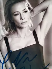 ケイト・ブランシェット直筆サイン入り2Lサイズ写真…