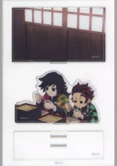 【中古】アクリルスタンド・アクリルパネル 冨岡義勇＆竈門炭治郎(食事/アップ) 「鬼滅の刃 柱稽古編×ufotable Cafe×マチ★アソビCAFE リアルタイムカフェ ランダムみにジオラマアクリルスタンド -冨岡義勇-」