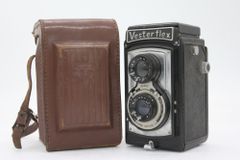 Item thumbnail for item 71e8c153-006b-44e4-85cc-d8e41acefe92