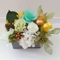 アンティーク調スチールBOX プリザーブドフラワーアレンジ【グリーン】