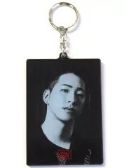 【中古】キーホルダー 陣(THE RAMPAGE) 『ROUND UP』 アクリルキーホルダー WHITE 「居酒屋えぐざいる」