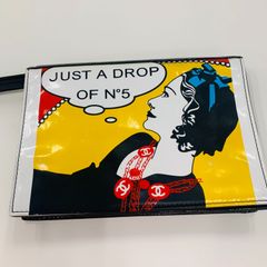 VINTAGE CHANEL JUST A DROP OF NO.5 クラッチバッグ　：外観に難あり