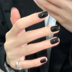 耐久 簡単に貼る ネイルアイテム 強力 シール 便利 ネイルチップ ネイルチップ シーンプル オフィス 無地 ブラック つけ爪 個性的 両面テープ付き 24枚セット ショート かっこいい 付け爪 黒 Fuyunohi