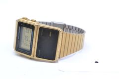 【送料無料】 カシオ CASIO データバンク DBC-611G ゴールド デジタル 腕時計 電卓付き