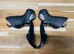 シマノ 105 ST-5700 STIレバー 2×10S SHIMANO 10速 クリーニング済 ブラック 動作確認