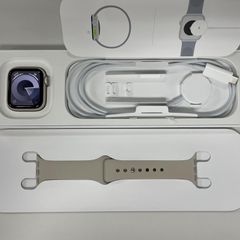 Apple Watch Apple Watch SE 第2世代 40mm GPS スターライト