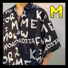 《定価3400円》新品 黒 ブラック M 英字 半袖 個性派ブラウス 男女兼用