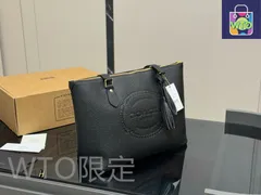 【今日特価】Coach コーチ 折りたたみ式ボックス付き フリンジアクセサリー付き大容量トートデザイン